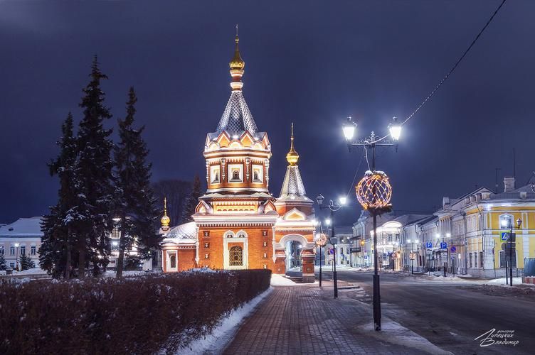 ❄ Снегурочка, лоси и Баба Яга