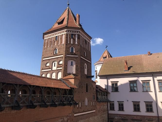 Автобус| Минск зимой: в гостях у Нового года и гостиного очага из Москвы