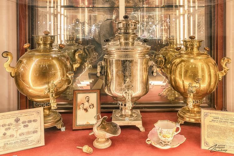 Автобус| Улыбка и оружие: путешествие по Туле