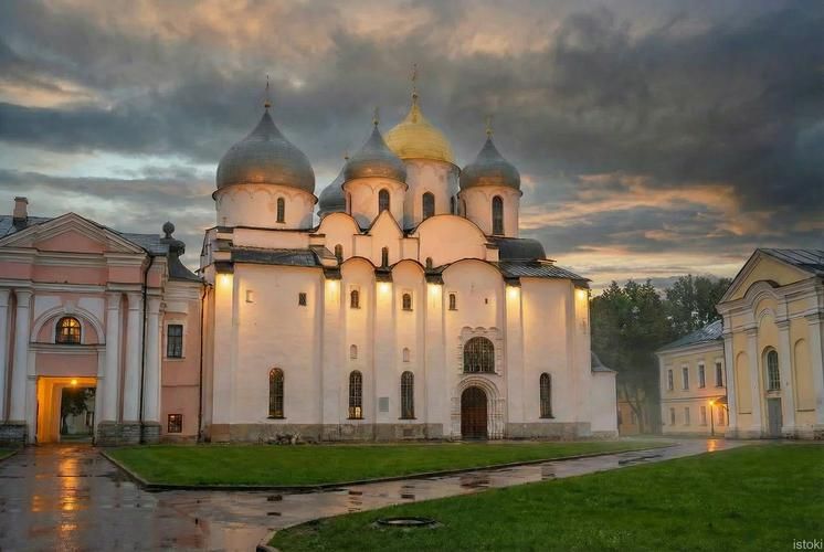 По Питерскому тракту: к святыням русского Севера
