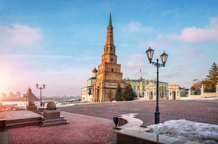 Автобус| Казань под ёлками: зимнее очарование