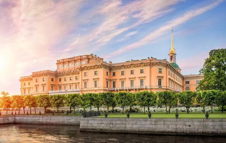 Автобус| Петербург сквозь дворцовые окна: 7‑дневное путешествие